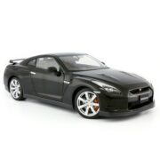 AUTOART 77397 Коллекционная модель NISSAN GTR (R35) 1:18 Super black, Skyline I Godzilla